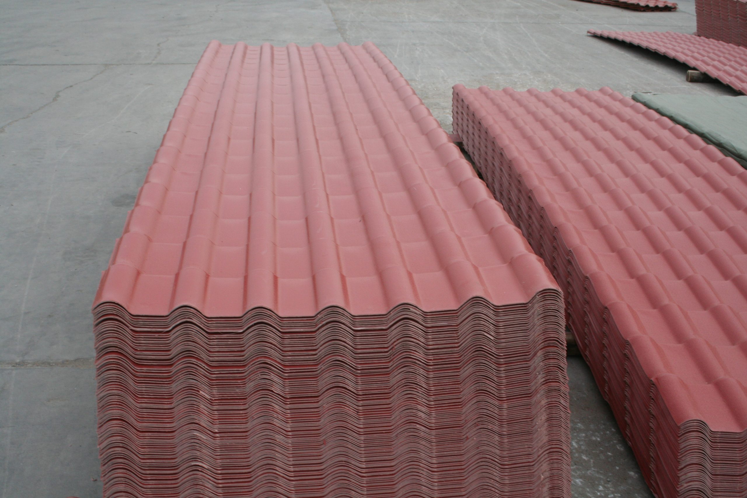 synthetic resin tile-red